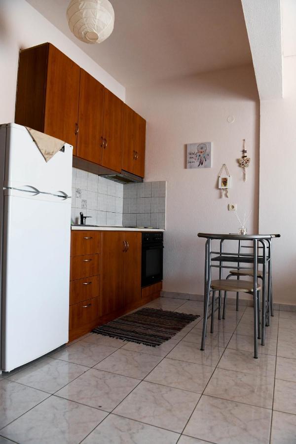 Papi'S Free Parking Apartments 2 - Studio Alexandroupolis Exteriör bild