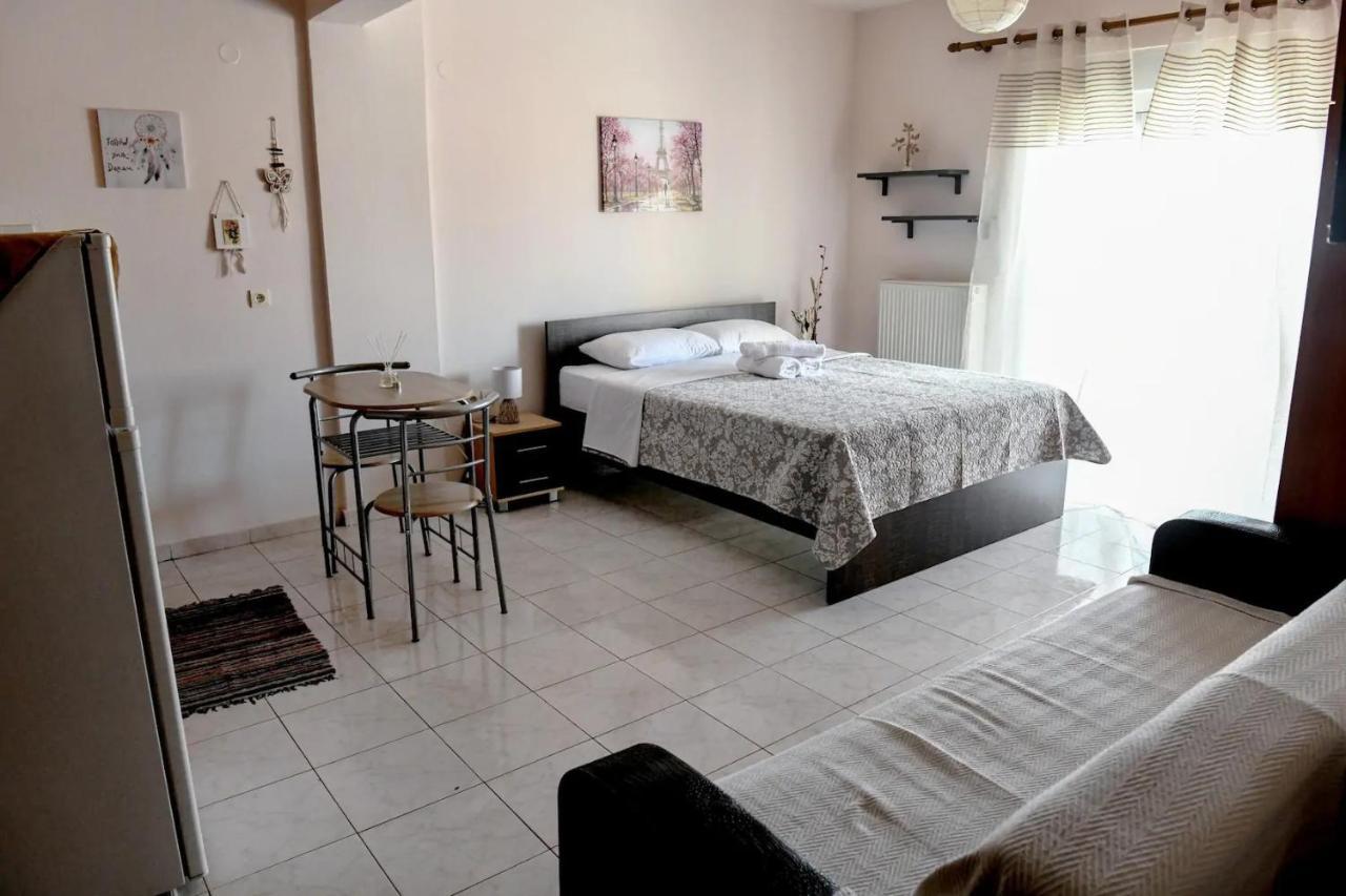 Papi'S Free Parking Apartments 2 - Studio Alexandroupolis Exteriör bild